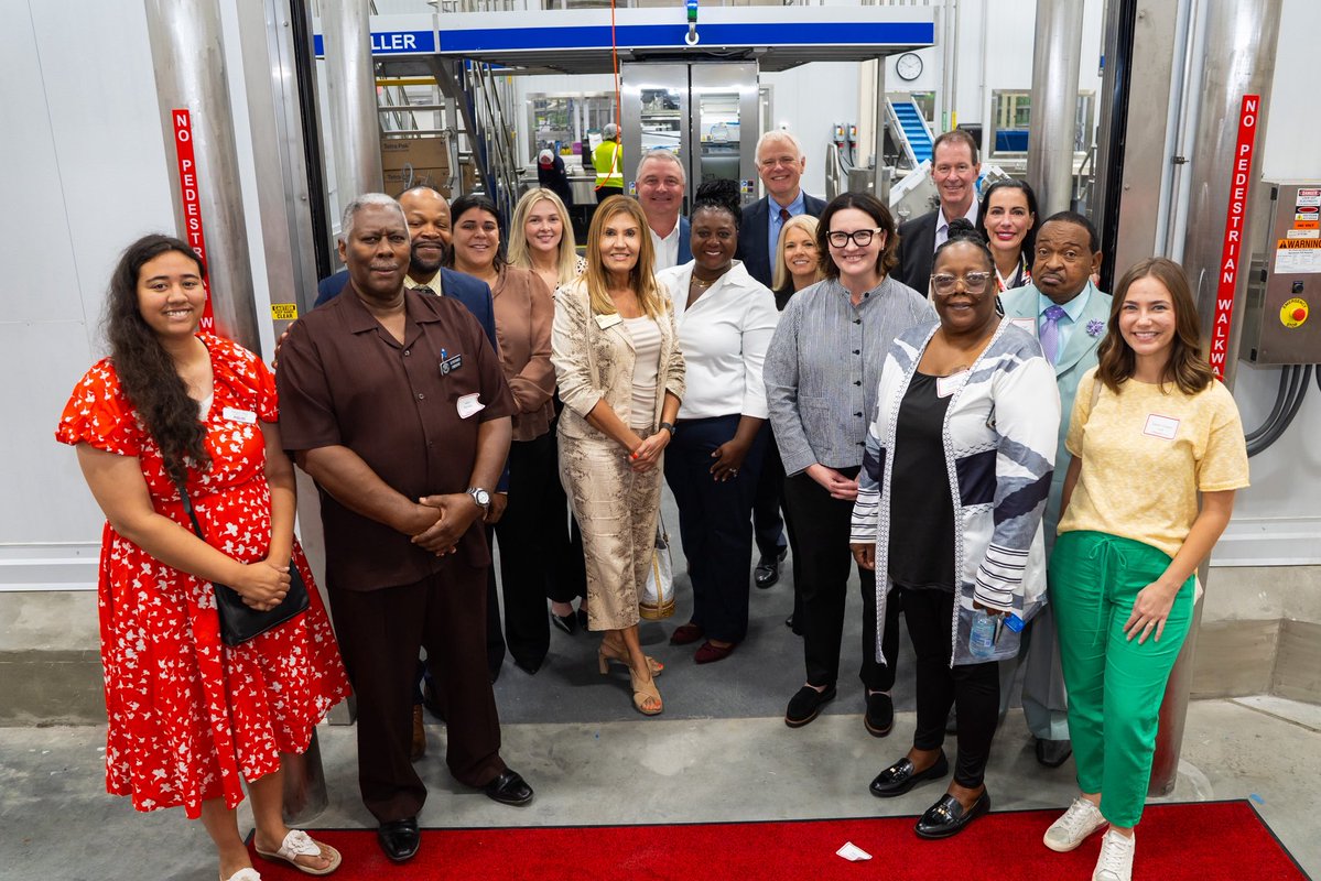 RepMarkHarrisNC's tweet photo. A member of Team Harris recently attended Campbell’s grand opening celebration in Maxton, North Carolina, marking the completion of a $150M, 88,000-square-foot expansion to its manufacturing facility.
 
Proud to see @Campbells creating jobs, strengthening communities, and driving economic growth in North Carolina.