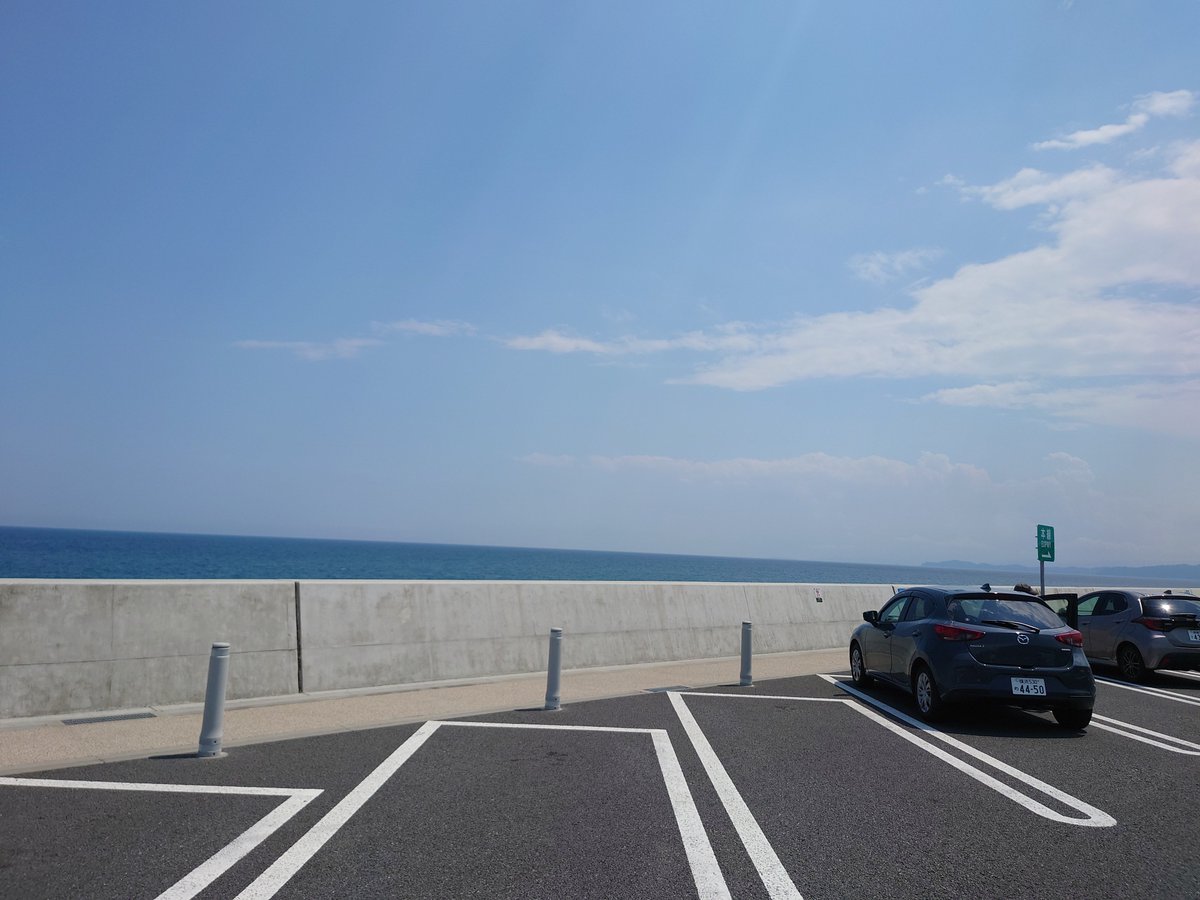 FLAP_15's tweet photo. 西湘PA初めて行ったけど綺麗でいいね https://t.co/Q1q5J4Wu1k