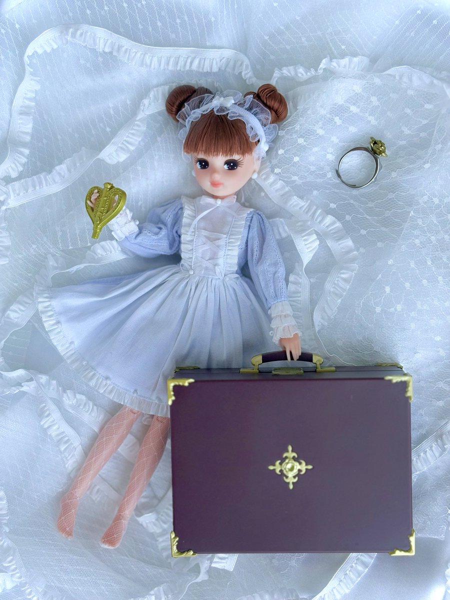 Leia_Flower's tweet photo. My new passion - Licca dolls! They are sooooo pretty 🩵

#licca 
#rozenmaiden
#ローゼンメイデン https://t.co/zeof8z38ou