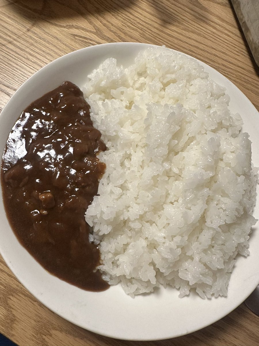 pooooooro's tweet photo. 美味かった
ルー余った https://t.co/lBMSdNgqvf