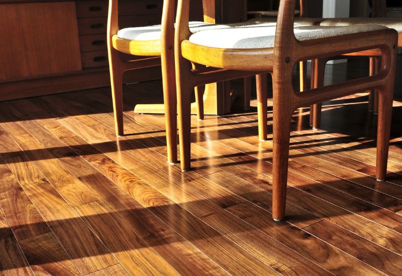 Mikes_Custom's tweet photo. One common problem🏡homeowners encounter is crowning when the center of a hardwood plank rises higher than the edges, creating a convex shape.👉Click here to learn more: https://t.co/HYUiJJC07M
Mike’s Custom Flooring | (540) 974-8603 | https://t.co/ToIsOlYuzd https://t.co/EgtA8yYZEj