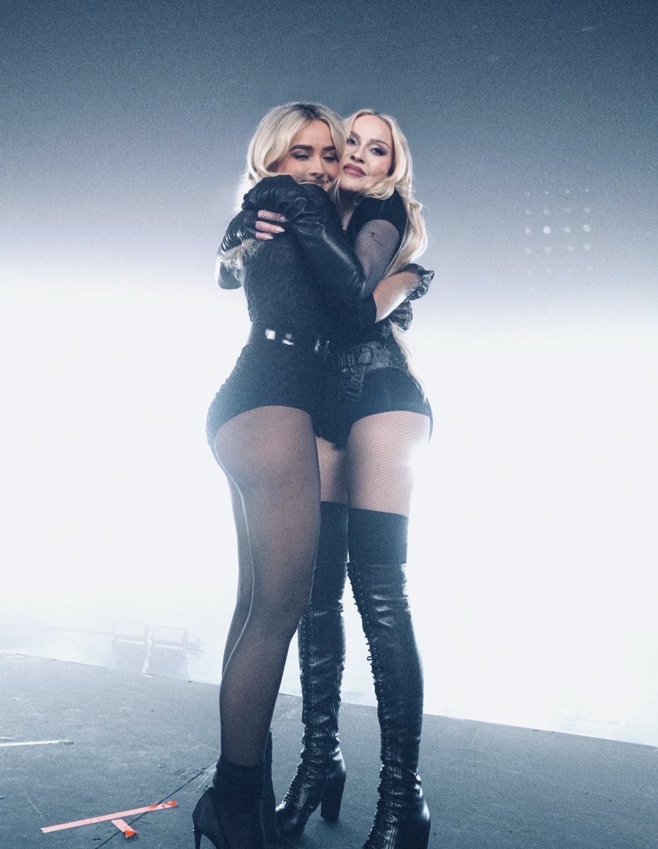 SiteMadonnaBR's tweet photo. FOFAS! Novo registro de Madonna e Sabrina Carpenter nas gravações de BRING YOUR LOVE https://t.co/3FfD6qK3I4