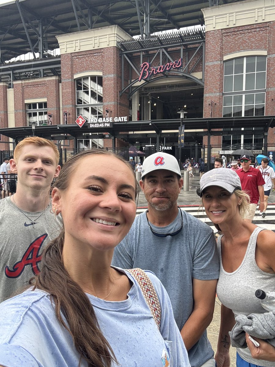 SWUWarriors's tweet photo. Summer Check-In: Riley Brown (SB)
Riley Brown spent part of her summer making memories with family at an Atlanta Braves game!
Our Warriors are making the most of their summer, stay tuned for more adventures
#teamswu #ncaad2 #conferencecarolinas #swusummer https://t.co/R4jDwe7clL