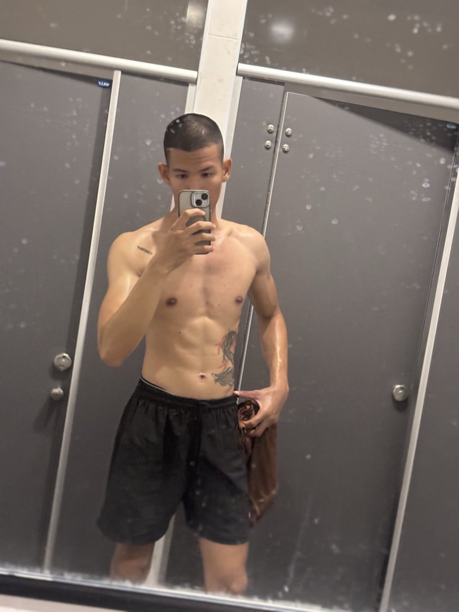 _hh401's tweet photo. ชาติ ศาสนา สาวอวบ 🥵🔥 https://t.co/n9FEXdyKl1