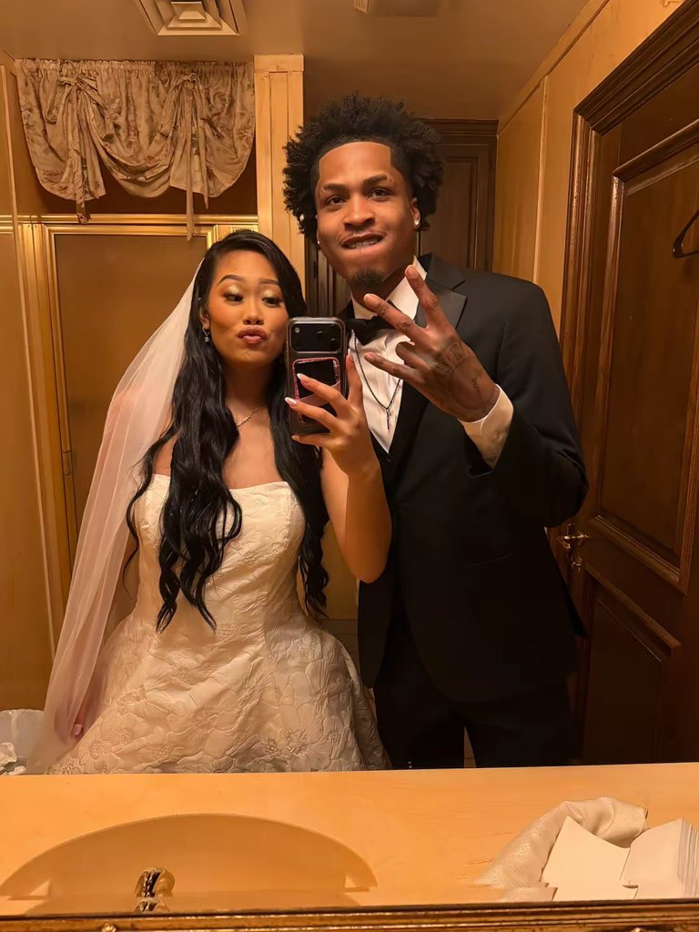 saint_oreoluwa's tweet photo. Started as lovers, became husband and wife, welcomed a baby, and built a beautiful life together 🥳❤️ https://t.co/prPNCzhNhC