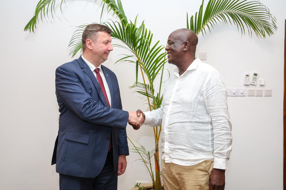 GideonMungaroM's tweet photo. On the sidelines of the ongoing 11th Our Ocean Conference 2026, I held productive discussions with H.E. Yurii Tokar, Ambassador of Ukraine to Kenya, who is keen on establishing Ukraine’s presence and strengthening relations with Kilifi County as we explore future partnerships that will directly benefit our people.

Despite the current challenges facing Ukraine, I am encouraged by their willingness to build long-term cooperation with us. Kilifi remains open and ready for partnerships that create opportunities, drive growth, and improve livelihoods for our people. 🇰🇪🇺🇦