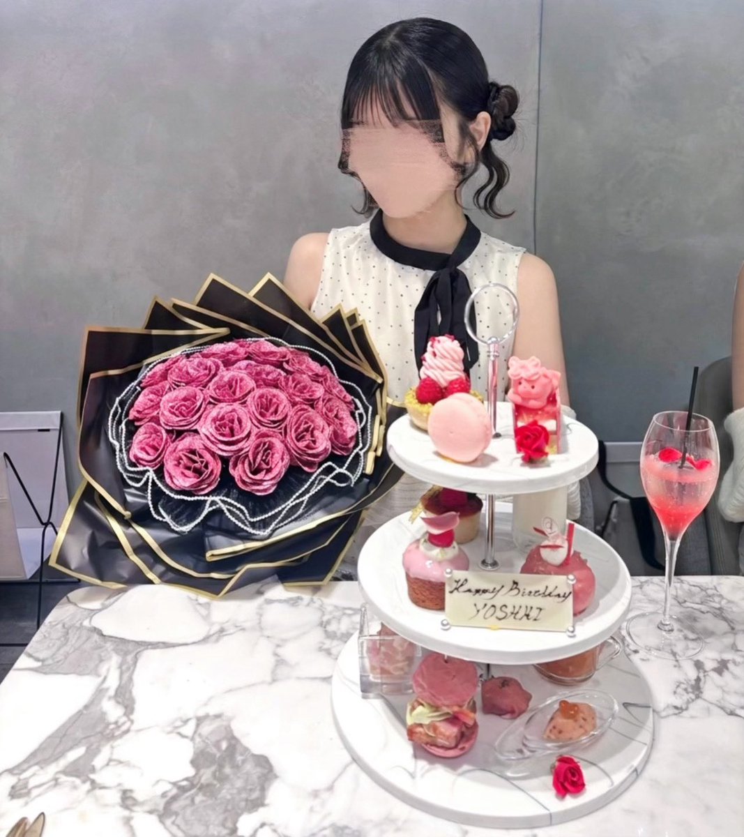 365tsuzumi's tweet photo. ･｡｡･ﾟ･｡｡･ﾟ･｡｡･ﾟ･｡｡･ﾟﾟ･｡｡･
 ： ：
 ： ： 𝐇𝐚𝐩𝐩𝐲 𝐁𝐢𝐫𝐭𝐡𝐝𝐚𝐲 𝐘𝐎𝐒𝐇𝐈𝐊𝐈 :︎ִֶָ 𖤐៹
 ☆ ：        
        ☆

#OurSparkleYOSHIKI
#祝22歳_佳暉にゃんにゃん祭
#요시키생일을축하하지않는건_야다 https://t.co/uaYEcv5w8F