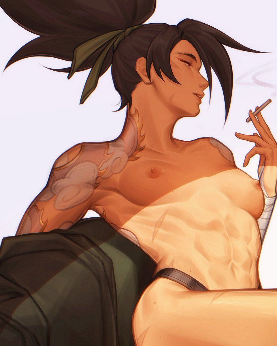 potatowuni's tweet photo. April bodyguard AU Akali piece revealed🚬

Check 🅿️trn for more stuff <3
#Akali #leagueoflegends https://t.co/KkZAAKVXye