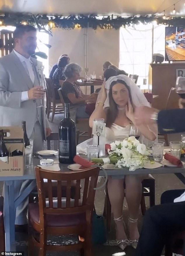 HRHcollectionUS's tweet photo. Yesterday was the 4 year anniversary of HRH Collection's parking lot wedding to a 5'7" man she met on a MAGA Facebook page who she paid out of her own pocket to get artificially inseminated with at the age of 40

#hrhcollection https://t.co/lNhxjBah7n