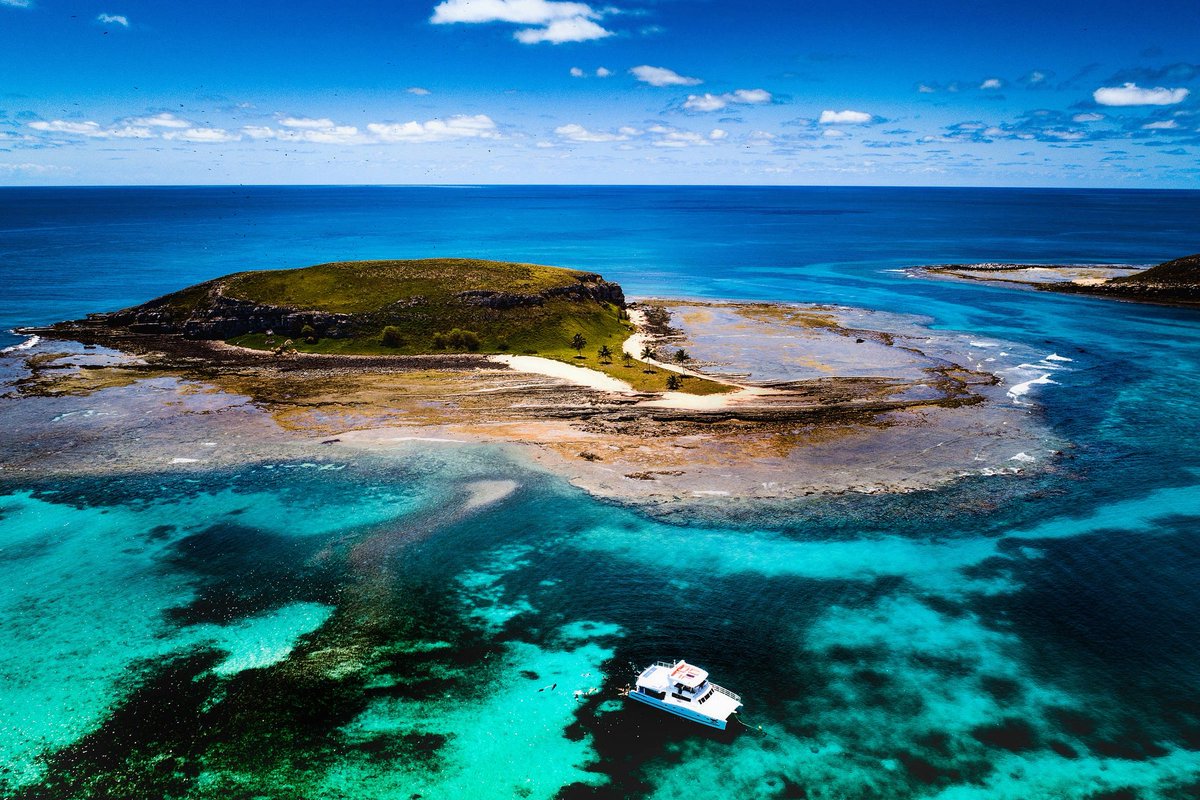 QueriaViajar's tweet photo. Abrolhos - Bahia https://t.co/UQXijLyn5H