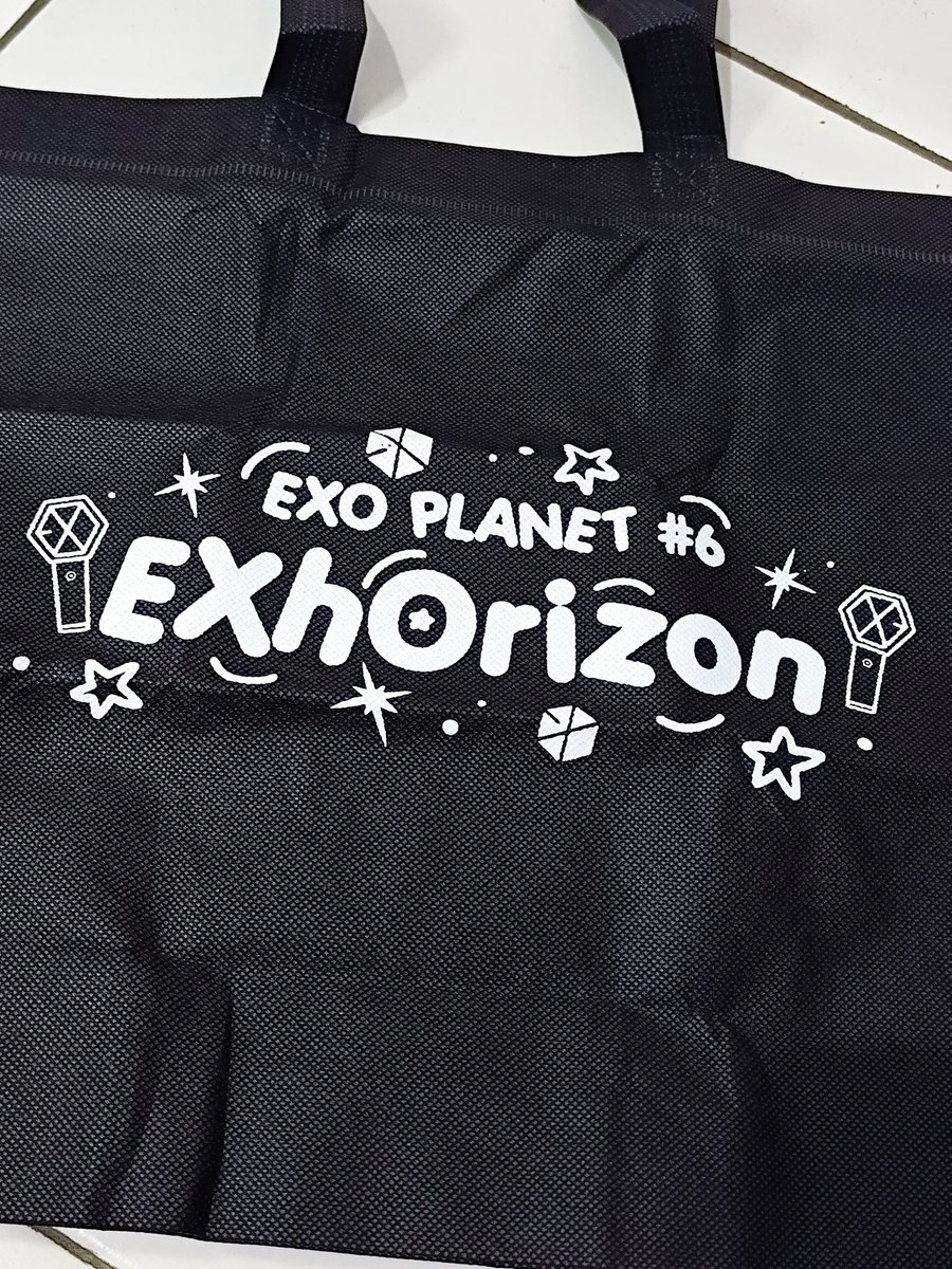 Kimjigg_'s tweet photo. Freebies exo satu-satunya yang aku dapet, timakaci banyak kak @KesyKim ✨🫶🥹 https://t.co/R47ehcJpCn