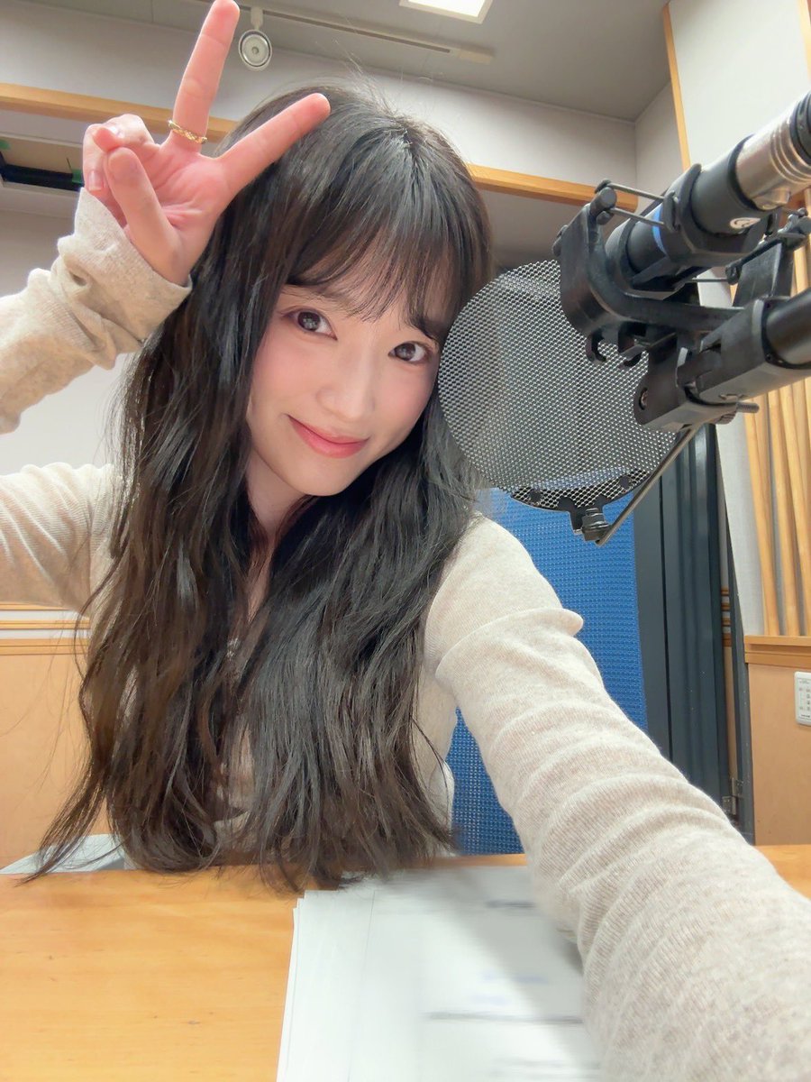 nako_yabuki_75's tweet photo. 25歳になりました〜！
#レコメン 中です〜！ https://t.co/FpeY3HGXcf