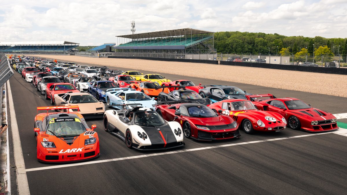 EuroPrestigeUK's tweet photo. A fantastic day at the Supercar Driver Secret Meet at Silverstone Circuit yesterday. It was great to catch up with so many familiar faces, connect with fellow enthusiasts, and admire an incredible collection of vehicles.

#SecretMeet #Supercars #Hypercars #EuropeanPrestigeUK https://t.co/4U2CIx6sLn