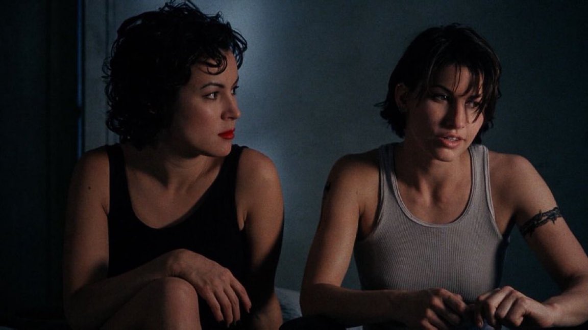TheCinesthetic's tweet photo. bound (1996) https://t.co/YwqTtxAmJS