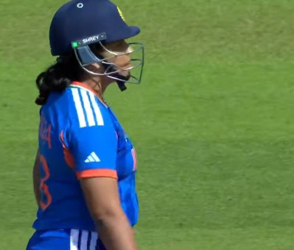 Rcb_Xtra's tweet photo. Richa Ghosh in this T20 WC:

20*(8) vs NED*
34(17) vs PAK 

6 fours &amp; 3 sixes combined 🚀 https://t.co/mqgjKFSg4e