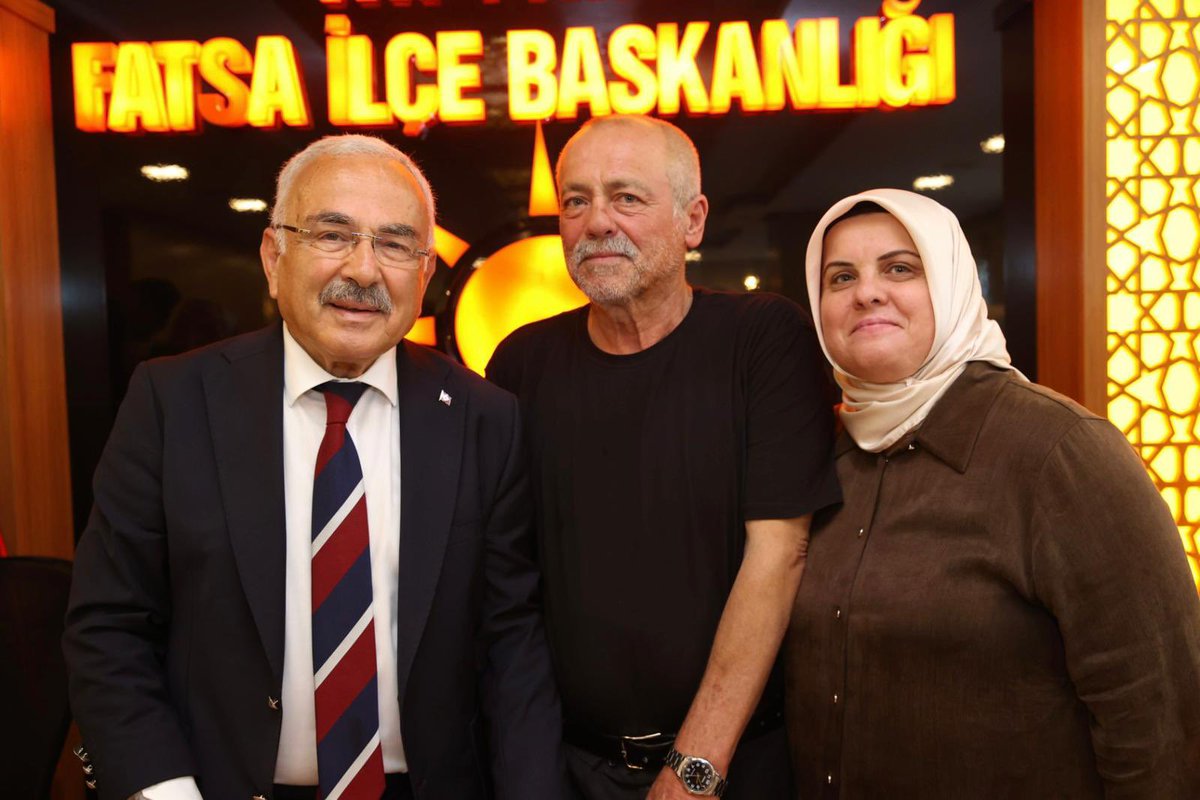 mhilmiguler's tweet photo. AK Parti Fatsa İlçe Kadın Kollarımızın düzenlediği Babalar Günü programında hemşehrilerimizle bir araya geldik.

Babalığın fedakârlığını, emeğini ve sevgisini paylaştığımız bu anlamlı buluşmanın ardından esnaf ve vatandaşlarımızı ziyaret ederek hasbihal ettik.

Milletimizle gönül gönüle olmaya, her fırsatta hemşehrilerimizle bir araya gelmeye devam ediyoruz.