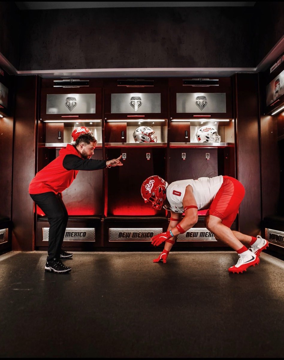 GunnerEdwards56's tweet photo. First and foremost, all glory to God! None of this would be possible without Him, and I’m beyond grateful for every opportunity He’s placed in front of me.

This OV was special. From the moment I stepped on campus, it felt like home. 🏠🐺 The facilities are incredible, and what they’re building here is something special.

The coaching staff made a huge impression on me. Their belief in me, the culture they’ve built, and even making the time to call and speak with my family individually.

Something special is happening here, and I can’t wait to be a part of it. 👀🔥

LOBO NATION… y’all better keep an eye on us!! 🐺🌵 #GoLobos #LoboNation #Committed @Coach_Eck @LoniFangupo @CoachErikLink @UNMLoboFB @UNMLOBOS