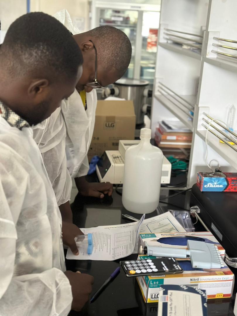 NoguchiBact's tweet photo. The afternoon session at the Bacteriology Department, NMIMR, focuses on immunodiagnostics for TB using Interferon-Gamma Release Assays (IGRA). 🧪

Participants are learning the principles and workflow behind IGRA testing and its role in TB diagnosis.

 #IGRA #NMIMR #TBDiagnostics https://t.co/7S6qLHf4wM