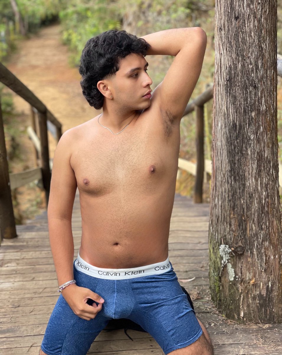 cirojose333's tweet photo. El camino al ��xito está lleno de obstáculos. 

Instagram: @cirom2_777oficial 
🐘✨☘️💎🕉️ https://t.co/Ny7VoFByXy