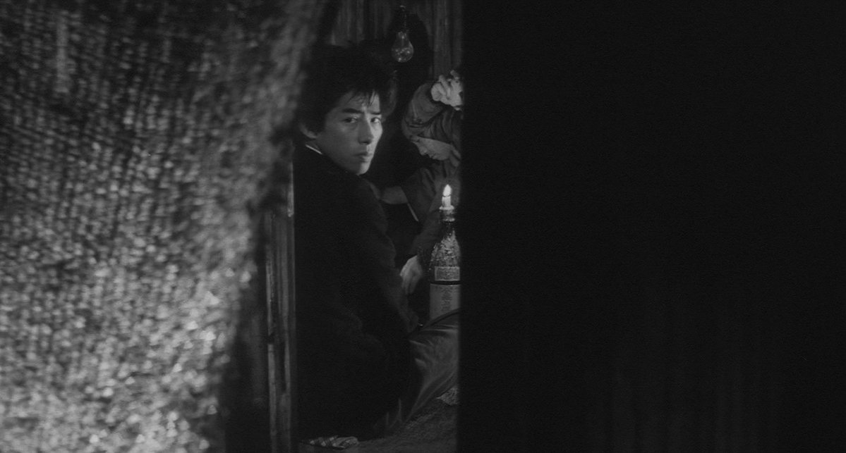 decloouda's tweet photo. mahjong horoki 
[麻雀放浪記] • 1984
dir. makoto wada https://t.co/06bo8GSZNy