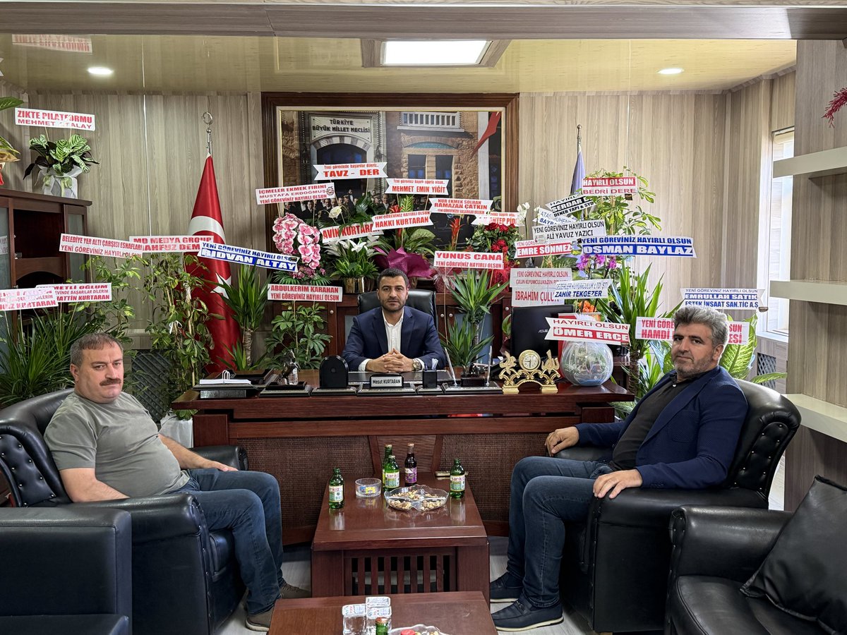 KurtaranMesut's tweet photo. 📌 Birlik Başkanlığımıza Ziyaret

✅ Eski dönem Bingöl Küçük Sanayi Sitesi Yapı Kooperatifi Başkanı Sayın Sayim Yayan 
✅ Sayın Murat Akçin

Nazik ziyaretleri ve hayırlı olsun dilekleriyle bizleri onurlandırdılar. Kendilerine teşekkür ediyorum. https://t.co/lxr7GbCfWc