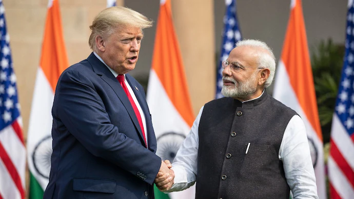IndiaToday's tweet photo. As Modi and Trump meet, a look at the numbers defining India-US trade
By: @MePiyush
Read more:
https://t.co/uoK0Rcvm9n
#USIndiaties #PMModiTrump #DIU #USIndiatrade https://t.co/AKLQEerfGE
