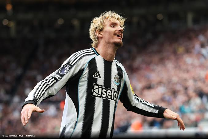 Footylnsider's tweet photo. #NUFC Business since 2025:

🇫🇷 Jaouen — £21m
🇸🇪 Elanga — £55m
🇨🇩 Wissa — £55m
🇩🇪 Woltemade — £69m
🏴󠁧󠁢󠁥󠁮󠁧󠁿 Ramsey — £43m
🇩🇪 Thiaw — £35m
🏴󠁧󠁢󠁥󠁮󠁧󠁿 Ramsdale — £4m
➡️Total: -£282m

🇸🇪 Isak — £130m
🏴󠁧󠁢󠁥󠁮󠁧󠁿 Kelly — £14m
🏴󠁧󠁢󠁥󠁮󠁧󠁿 Longstaff —£11m
🇵🇾 Almirón — £10m
🏴󠁧󠁢󠁥󠁮󠁧󠁿 Gordon —  £70m
⬅️Total: +£234m

NET: -£48m https://t.co/imxzjM8LeE