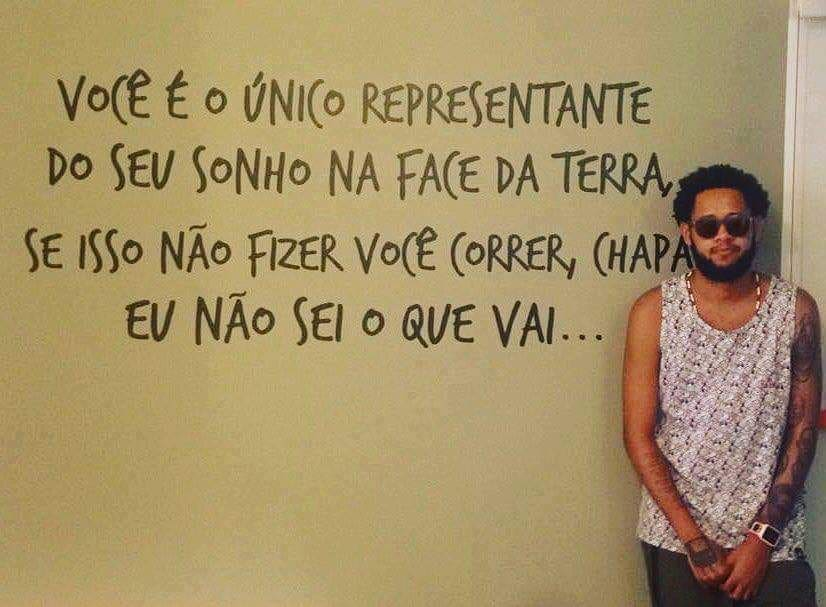 JacyCarvalho's tweet photo. escrevendo o tcc na força do ódio com essa do emicida na cabeça https://t.co/GSzqFBouLh