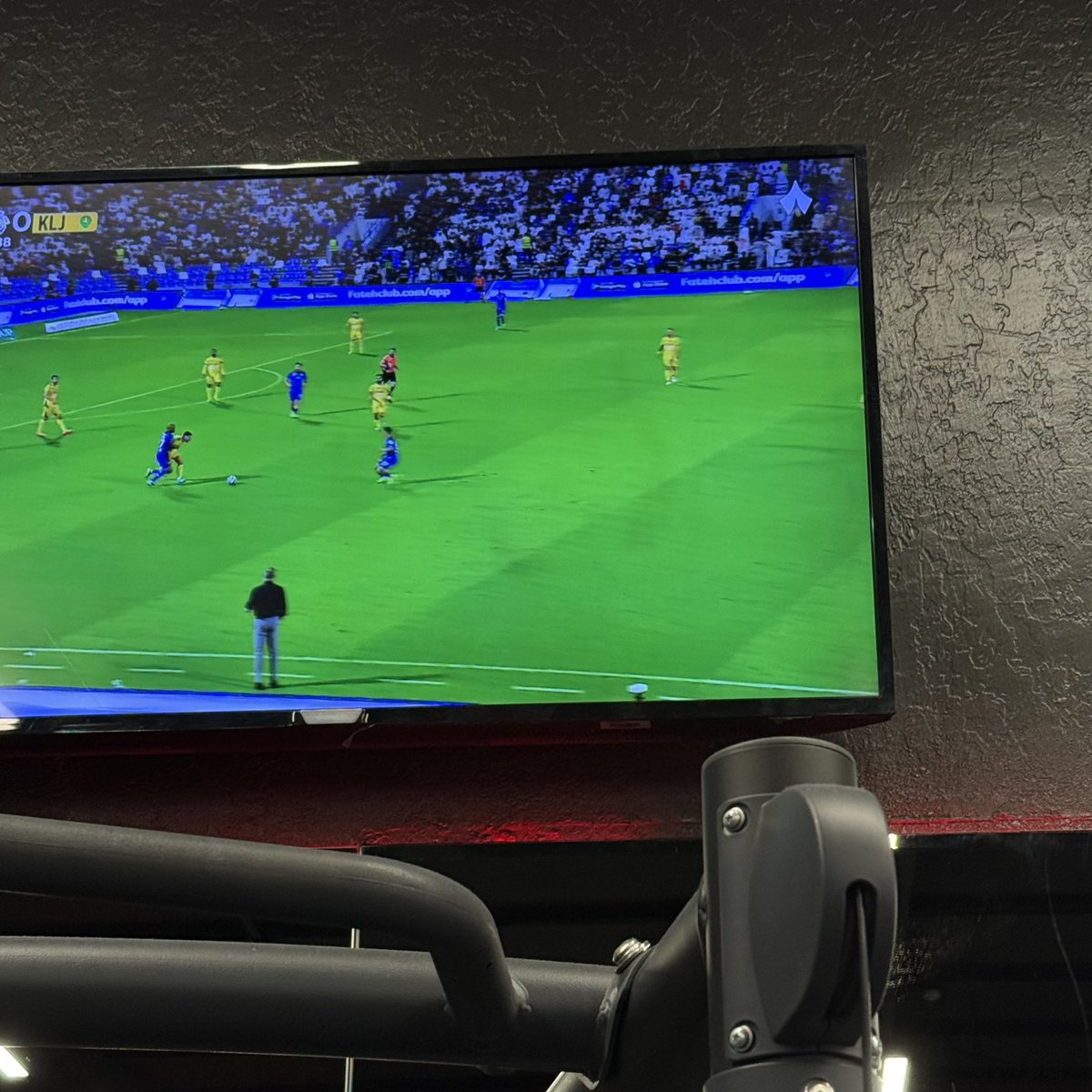 Alnoamane0's tweet photo. @FitnessTimeSA للان مانحلت مشكلة اشتراك بي ان سبورت نتابع المباراة بالنادب فرع المنصورة الرياض بس حاطين قناة ثمانية طبعن تواصلوا خدمة العملاء واخذو الرقم ولاثار شي سواليف هذا النادي https://t.co/290HUvihls