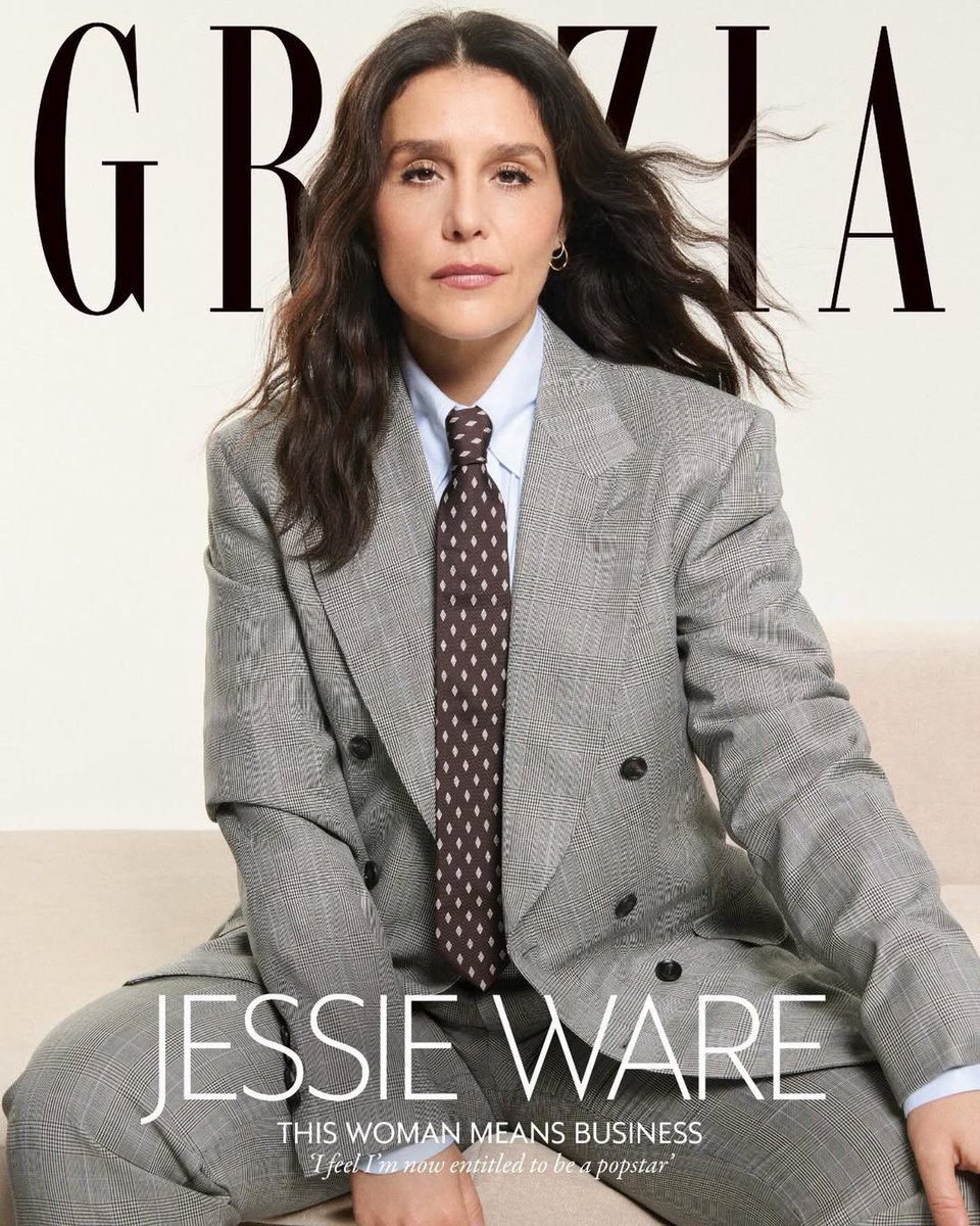 emirecords's tweet photo. "I'm proud of the artist that I'm becoming" ❤️
@JessieWare for @GraziaUK. Full cover story available now. https://t.co/gaJ5Abhw3B