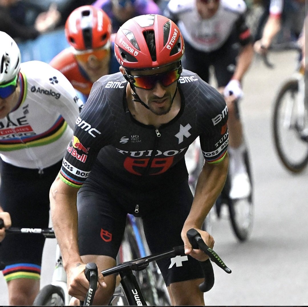 AskCPH's tweet photo. @joewhiteley0711 @PCyclingManager @CyanideStudio @Nacon Max aurafarmer https://t.co/kyQ4DPnnKU
