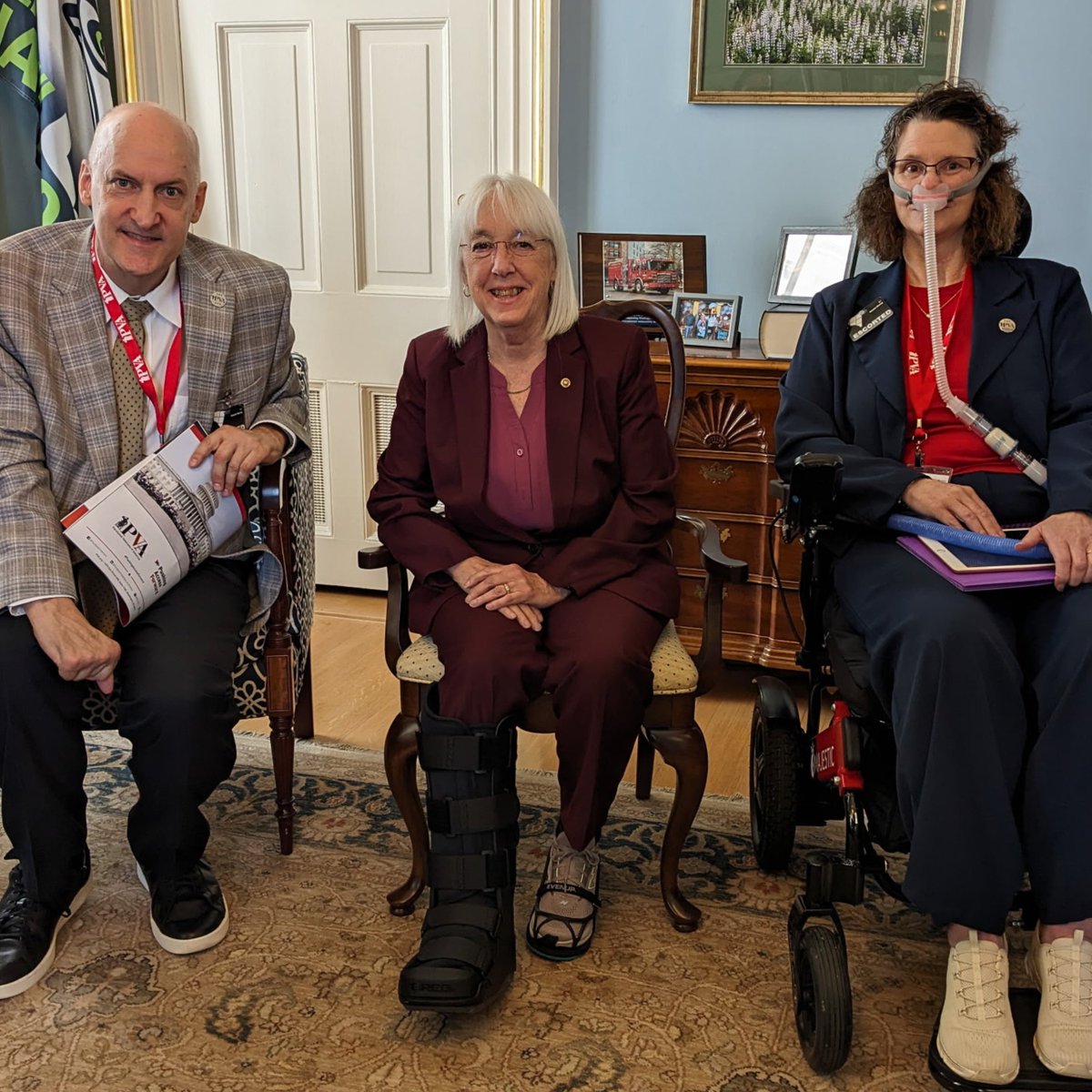 PVA1946's tweet photo. As the daughter of a #veteran with #MultipleSclerosis, Sen. @PattyMurray understands why bills on #ALS matter to our community ❤️

Thanks for meeting with our PVA Northwest Chapter to discuss this act!

#PVActionForce, help us advance this in the Senate: https://t.co/7E0mJYjRuK. https://t.co/gx7JQAiV9f