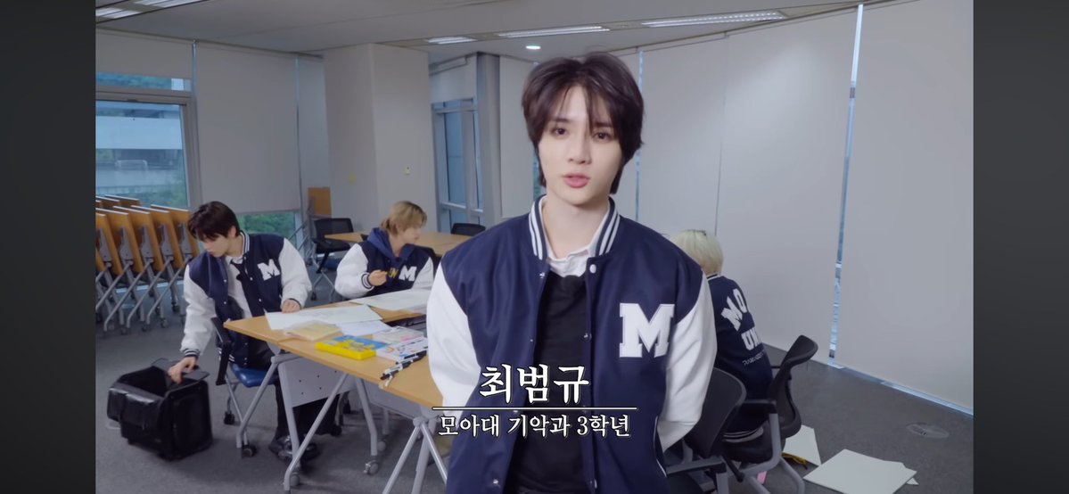 umebosi_146's tweet photo. 진짜 대학에 이런 선배있으면 좋겠다 https://t.co/9lcyBUJK9Y