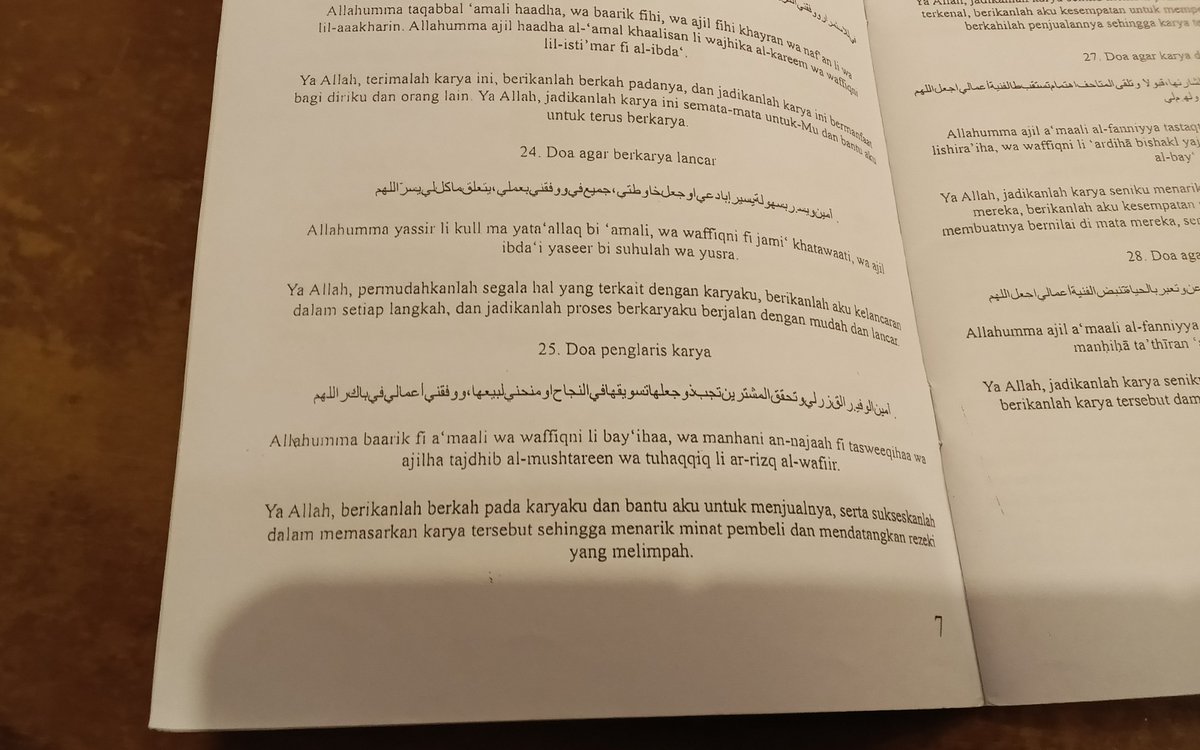 ScarEuthanasia's tweet photo. Jangan lupa doa zeyeng..
Source: 99 DOA PENDEK UNTUK PEKERJA SENI - PUSTAKA AKHIR ZAMAN https://t.co/9ud29BEPLd