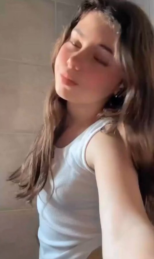 Ann Angel tweet media