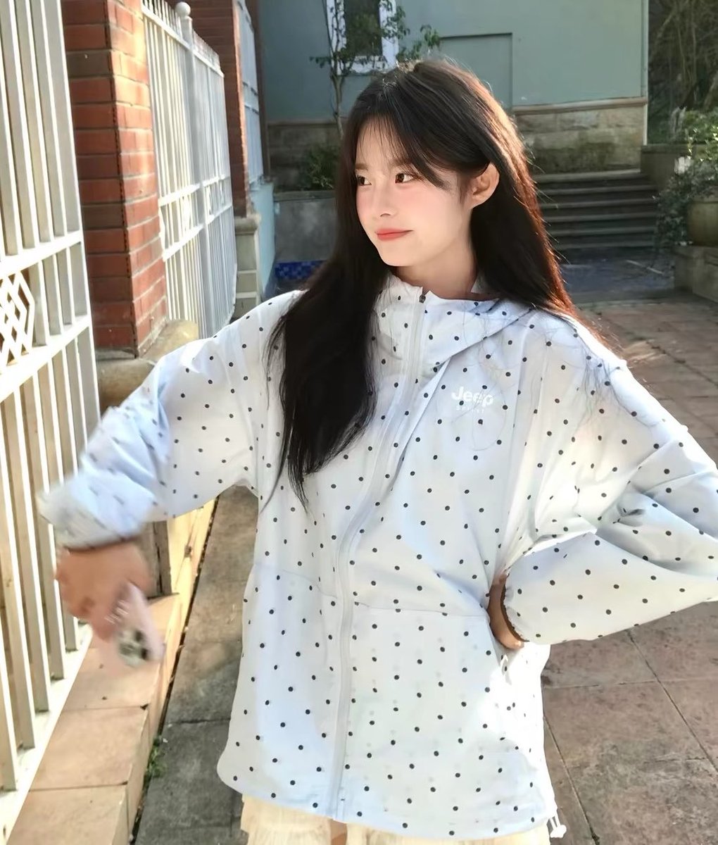 gurls_girl's tweet photo. แจก! Jeep uv sun protection jacket 1 ตัว 🥣

สุ่มแจกจาก repost โพสหลักด้านล่าง

สามารถเลือกสี/ไซส์เองได้เลยค่า
ประกาศผลวันศุกร์นี้นะค้า (19/06) https://t.co/PuLNNFyQFB