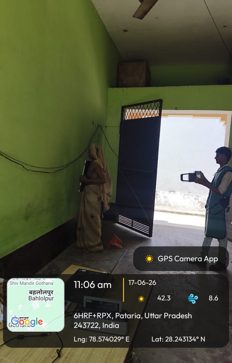 ntepsambhal's tweet photo. टीबी मुक्त भारत अभियान के अंतर्गत ग्राम पतरिया में आयुष्मान आरोग्य शिविर आयोजित किया गया, जिसमें हैंड हेल्ड एक्स-रे मशीन से टीबी जांच हेतु एक्स-रे किए गए तथा टीबी के लक्षण,बचाव एवं निःशुल्क उपचार के बारे में जानकारी दी गई। @AmitGhoshIAS @DmSambhal @ntep_UP @TbDivision https://t.co/DhEkjPsIuB