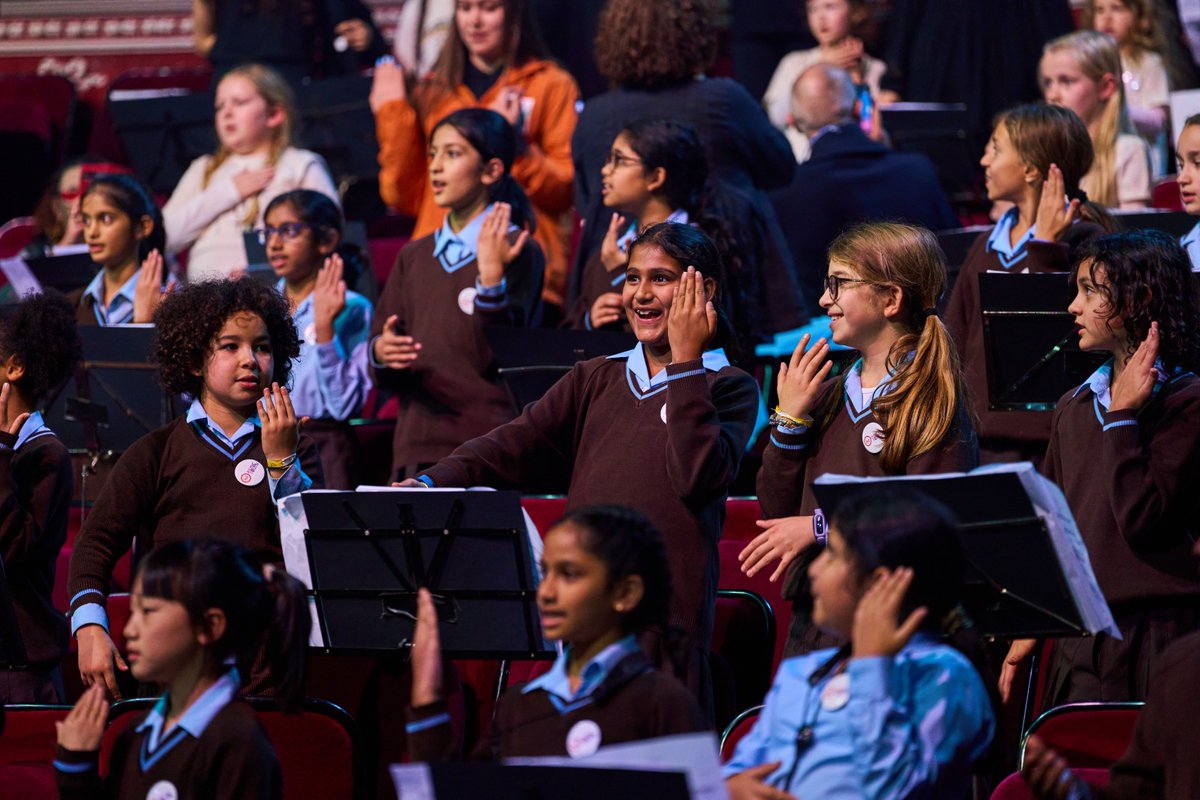 musicforyouth's tweet photo. POV: you get into the Royal Albert Hall and realise you’re not watching the performance… you’re IN it 🎶🔥
Book your group in now to join 3,000 young singers and instrumentalists as part of the Music for Youth Proms Creative Project 2026!

https://t.co/oZVKTzxCsQ

#MusicForYouth https://t.co/3EsVc7mB5e