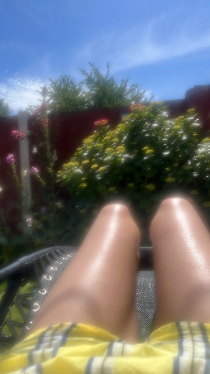 J2118o's tweet photo. ☀️☀️🥵 #gay #femboy #mlm https://t.co/nFbgBCWgVU
