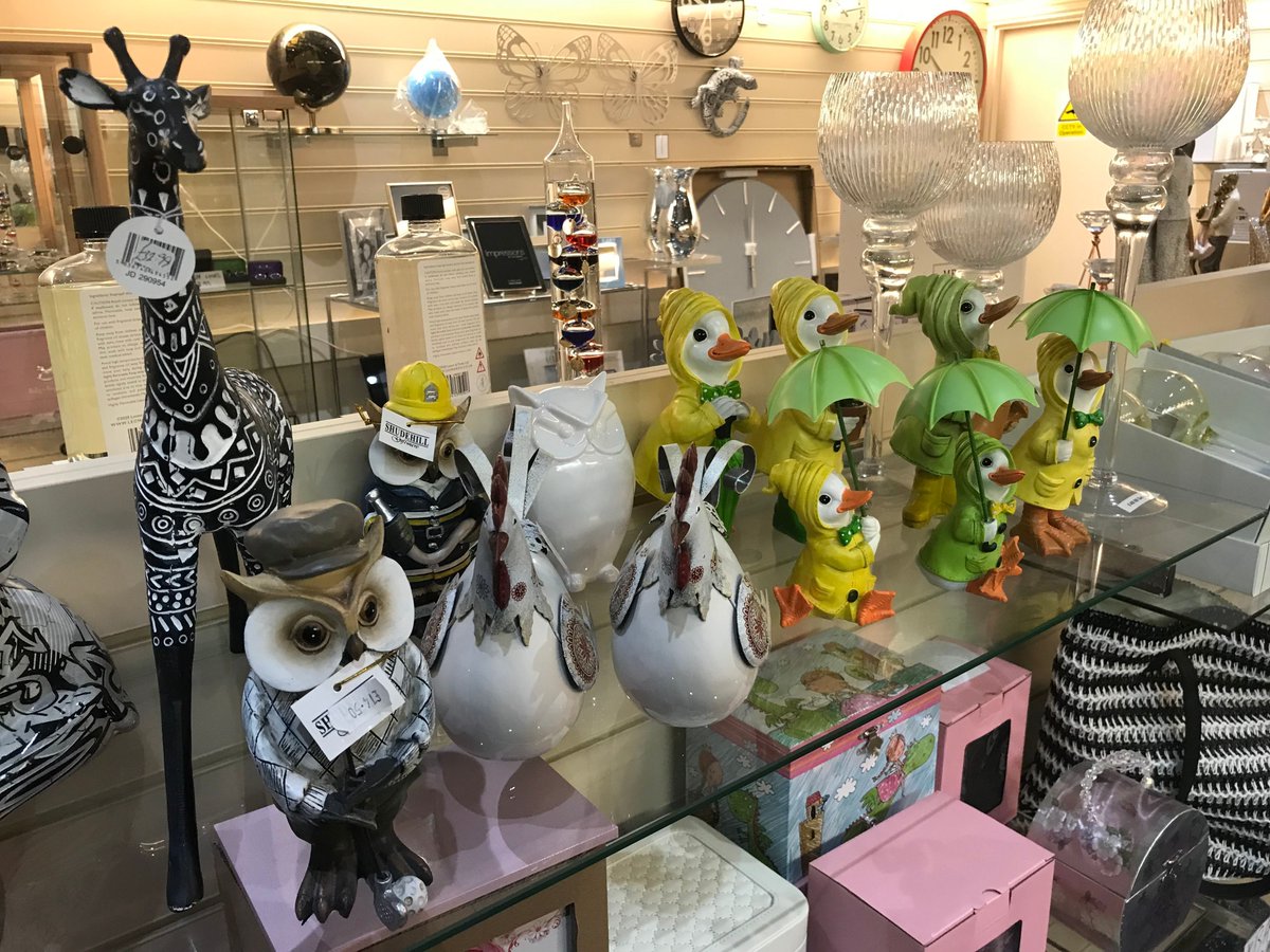 allaboutoldham's tweet photo. High quality watch and jewellery repairs!

Visit David Lawrence Jewellers and have them assess your items, their expert advice and reliable service are second to none.
Find them at https://t.co/bvI9h6zzGJ
#cashforgold #gifts #jewellery #watches #clocks #oldhamhour https://t.co/IT7SnvYljO