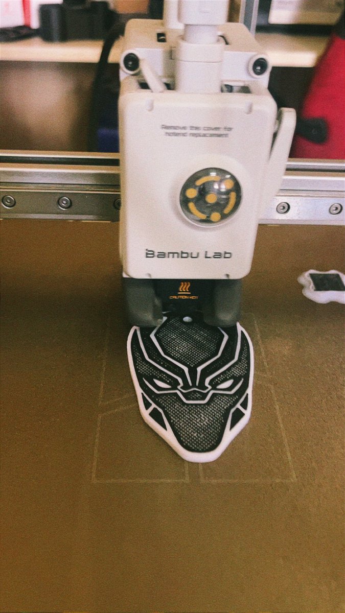 TAFELMUKOVIC's tweet photo. Hi my name is EMMANUEL. I’m an ADDITIVE MANUFACTURER and this week I’m working on miniature versions of super heroes which you can attach to your cars. Feel free to direct message or call 0551102329 if you need one. https://t.co/5GnoCHIOKy