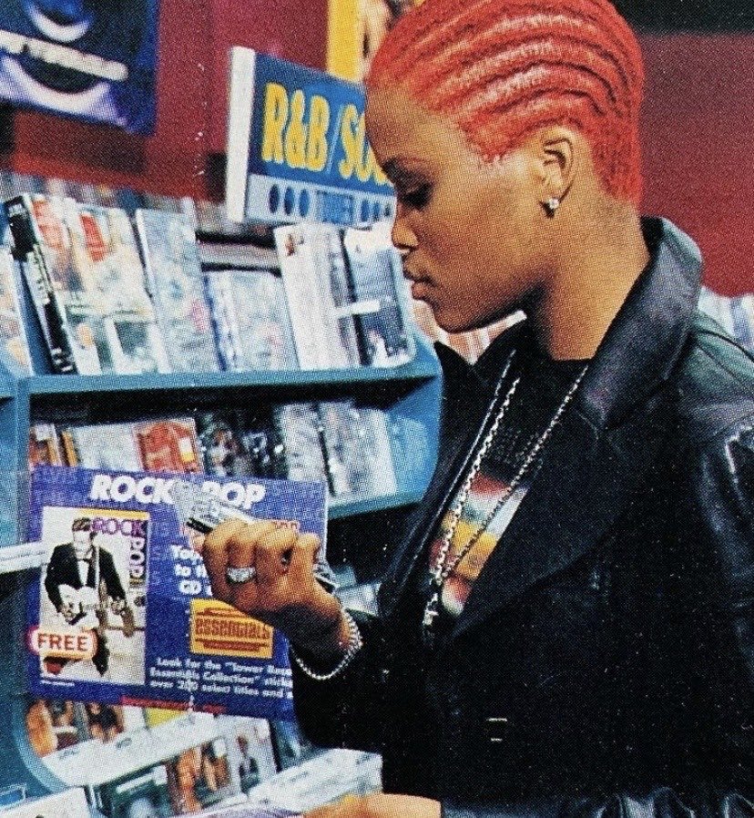 kycvntg's tweet photo. Eve Circa (2001) https://t.co/QUOFgV4XCR