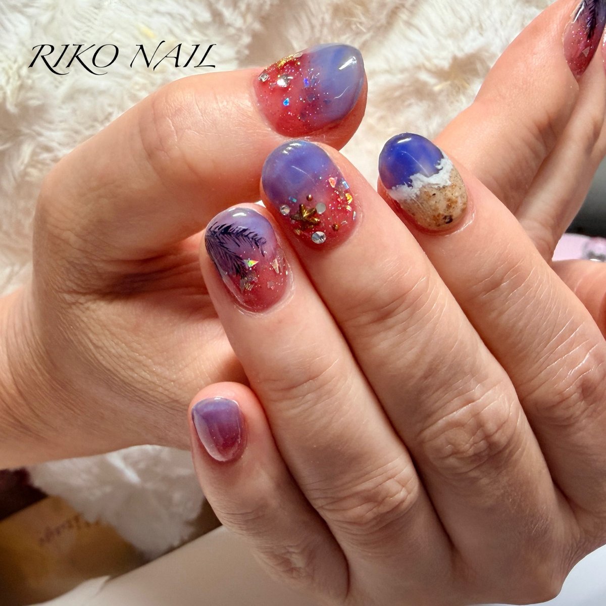 RIKONAIL3's tweet photo. プリジェルさんから発売される
サンセットミラージュシリーズを使った夏ネイル💅
#pr 
#nailbookプリアンファサポーター 
#サンセットミラージュシリーズ 
#夏ネイル
#プリジェル

詳細はこちら↓（ネイルブック）
https://t.co/iJLekooiZQ https://t.co/cmnZmJqvFq