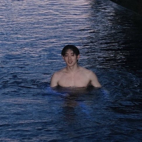 ravaedits's tweet photo. He’s a mermaid for sure… https://t.co/apK0qzUsC6