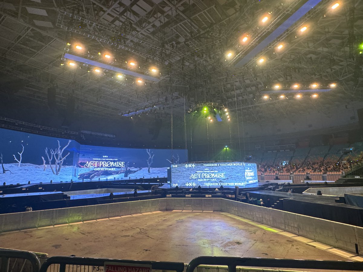 imhkchan's tweet photo. 투바투 앙콘 KSPO 12구역 12열 시야
시야 완전 우승이에요✨✨✨ https://t.co/cZzG1bXJjn