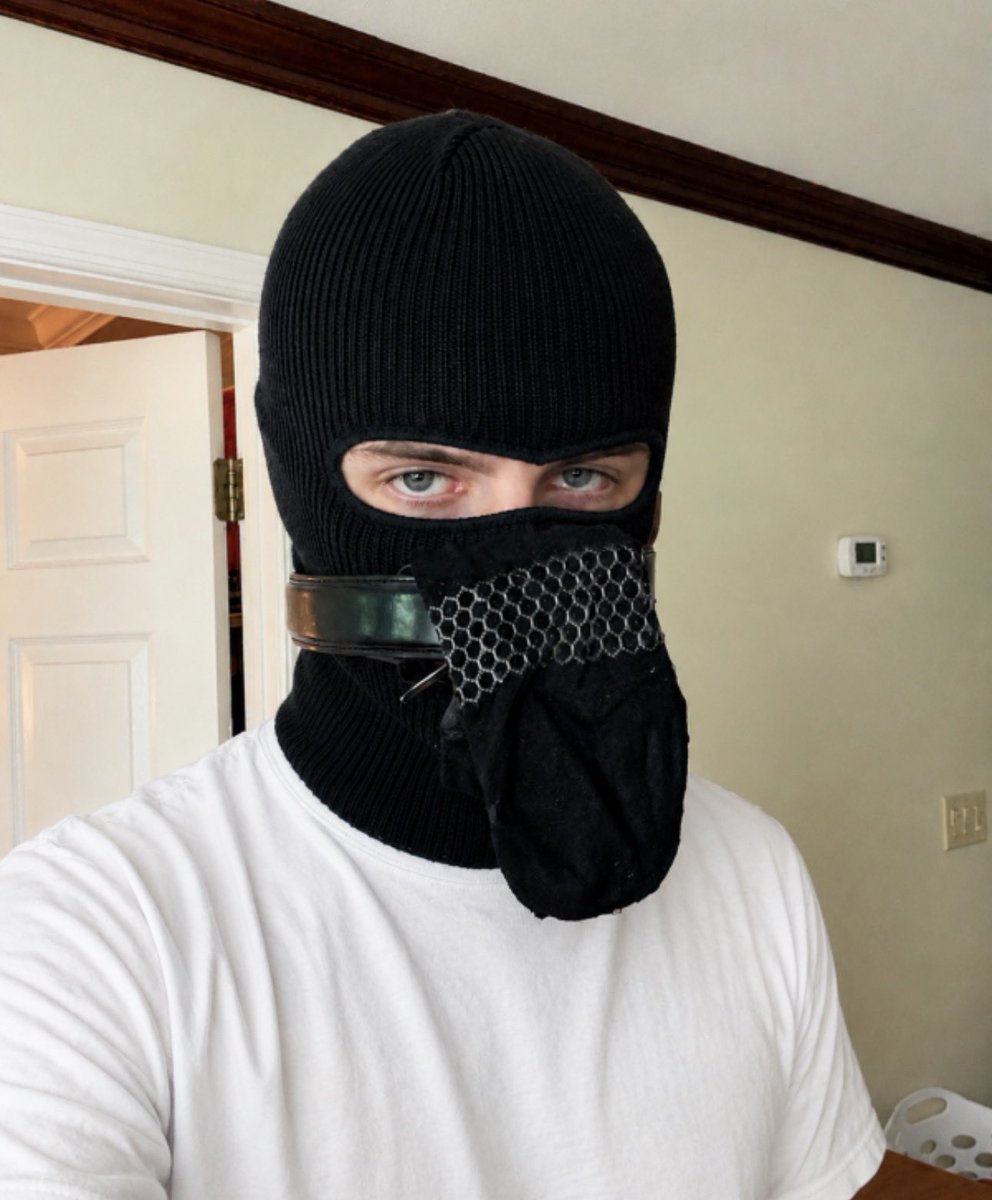 kjsdiary444's tweet photo. 🦋Goddess KJs Cleaning services:

•Bombas black socks
•3 day wear 

He now has to wear them as a face mask for 30 minutes and then use them as a ball gag afterwards 

Do you think you can handle my cleaning services? https://t.co/gqbMbclFEE