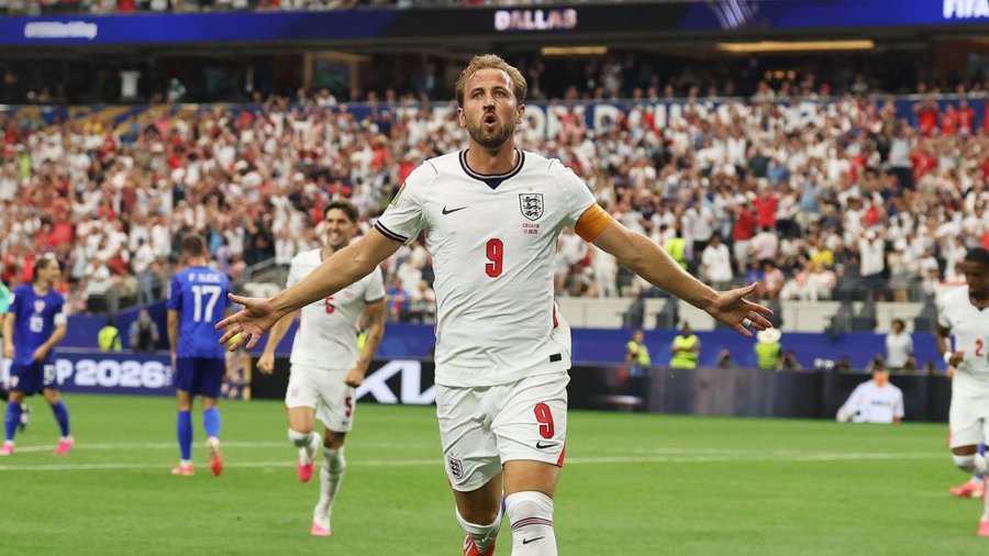 andresweiss_'s tweet photo. Harry Kane no ganó la Champions League.

No es una persona extremadamente viral por su forma de ser, o por su actividad en redes sociales.

Pero si alguien merece ser elegido como Balón de Oro este curso, y por tanto mejor jugador del mundo, es él.

69 goles, con un juego BRUTAL. https://t.co/CYlxduQrea