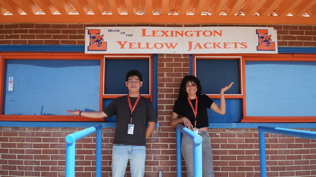LCSJackets's tweet photo. Superintendent Dr. Ron Anthony recently visited Lexington Senior High School internship sites where students gained hands-on experience through paid internships funded by a local grant, building skills for success beyond graduation.
#CTEWorks #WorkforceReadiness https://t.co/Y1AxjKiP48
