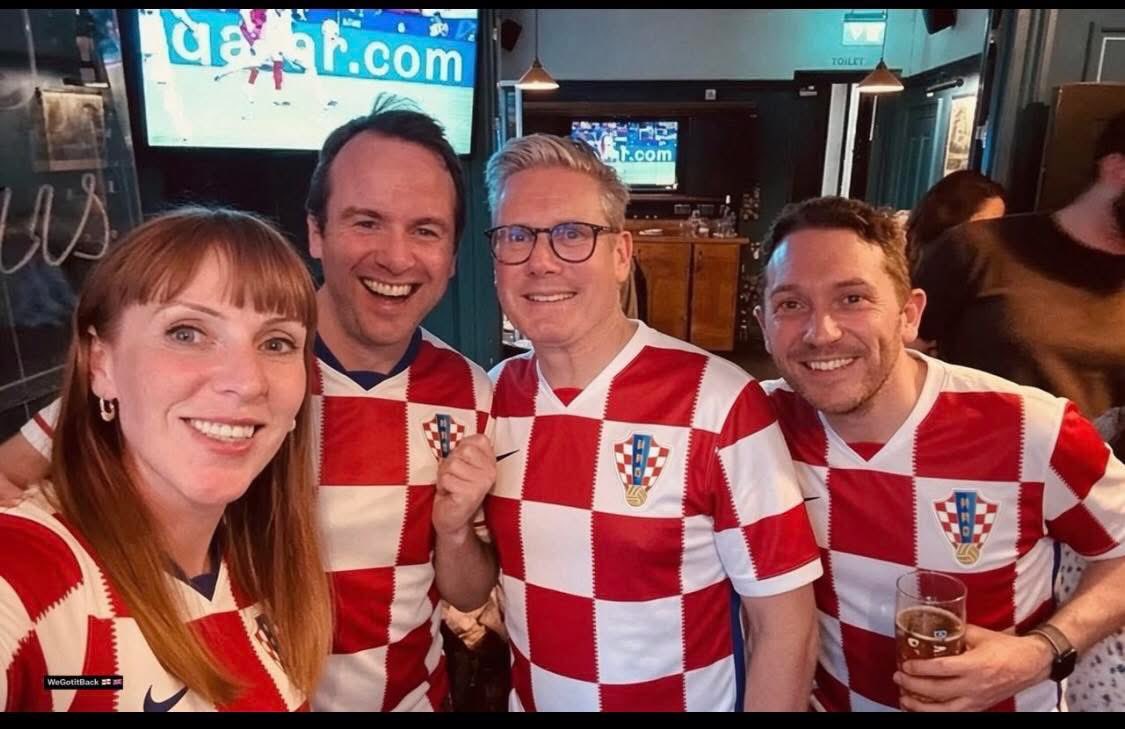 Stirlingyoung's tweet photo. The English government supporting their preferred team tonight…. #Traitors https://t.co/ujg59t5QrR