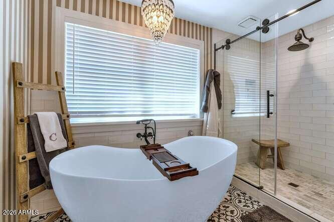 GolfHomeLiving's tweet photo. Overlooking Encanto Golf Course, this beautifully remodeled Monterey Revival home offers timeless architecture and an exceptional family lifestyle.

- 4 beds / 4 baths

Curious about historic neighborhoods? DM @golfcoursehomes.

Listed by: Russ Lyon Sotheby's International Realty https://t.co/IM8y9Ugw71